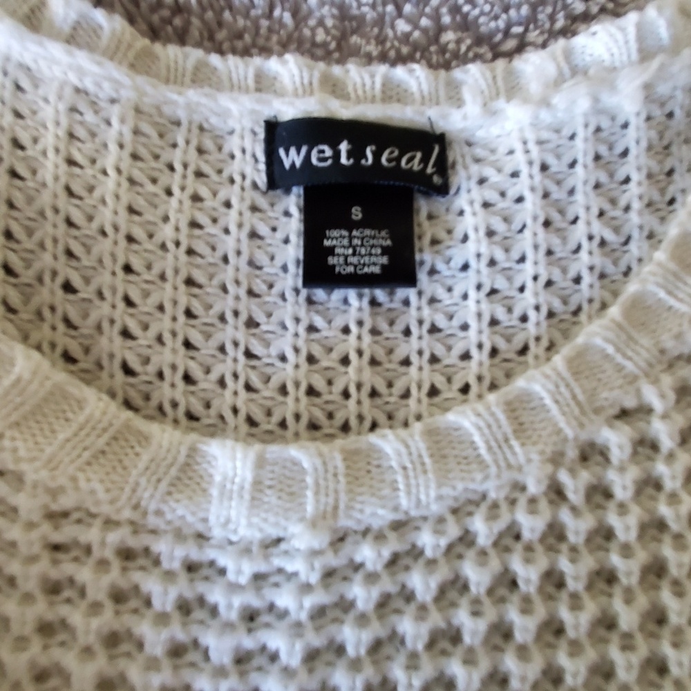 Cream mid rise knit sweater - Picture 3 of 4